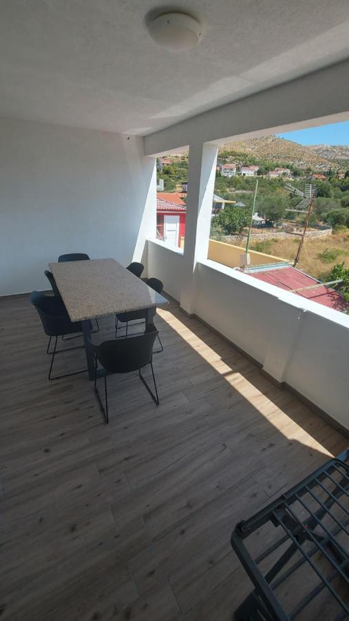 Apartmani Mlinar - Two Bedroom Apartment With Seaview Grebaštica Zewnętrze zdjęcie
