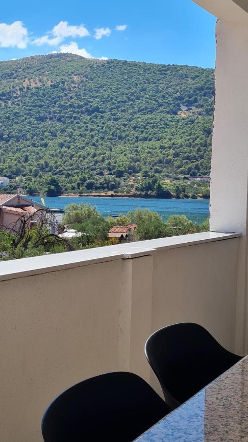 Apartmani Mlinar - Two Bedroom Apartment With Seaview Grebaštica Zewnętrze zdjęcie