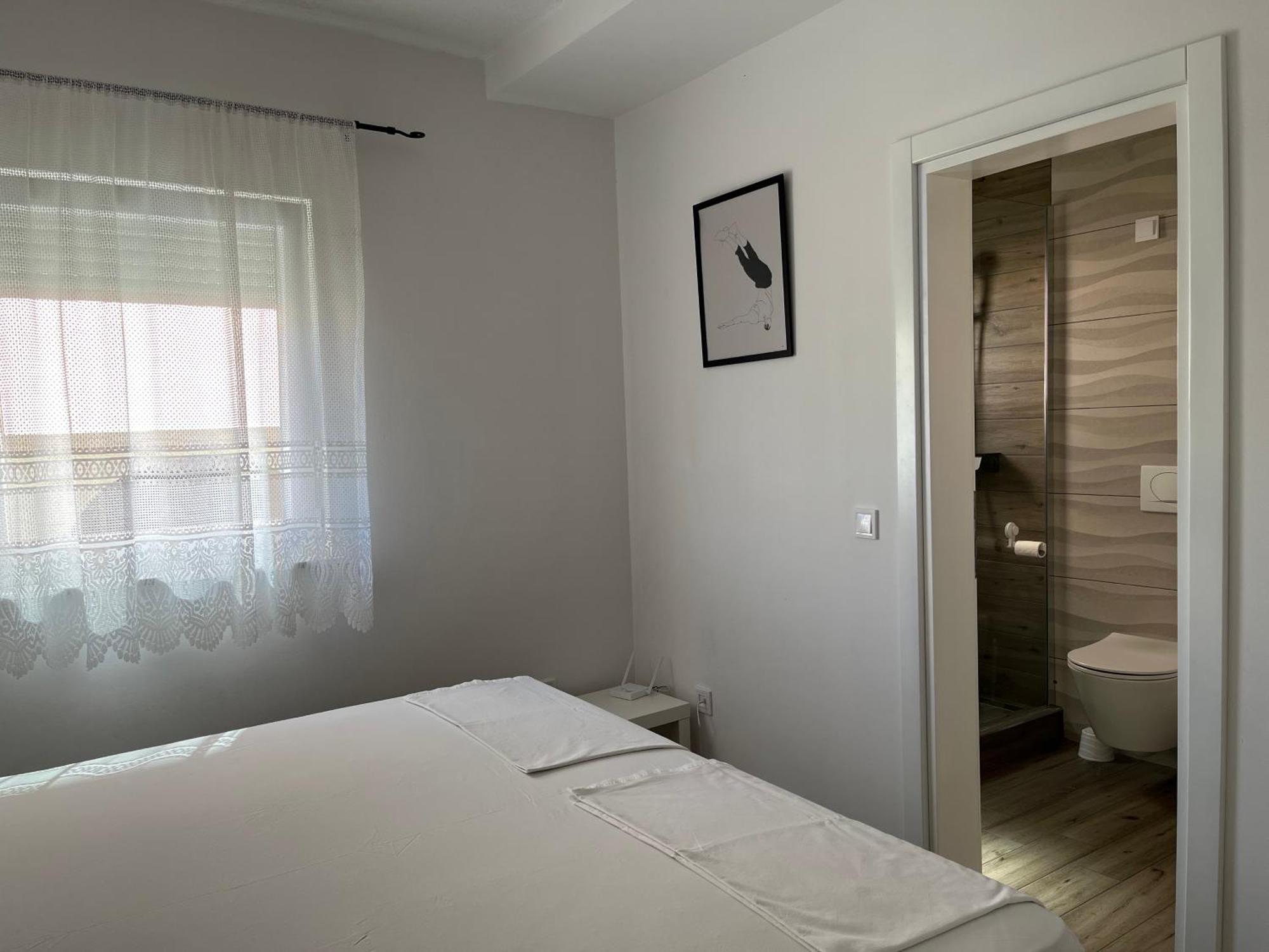 Apartmani Mlinar - Two Bedroom Apartment With Seaview Grebaštica Zewnętrze zdjęcie