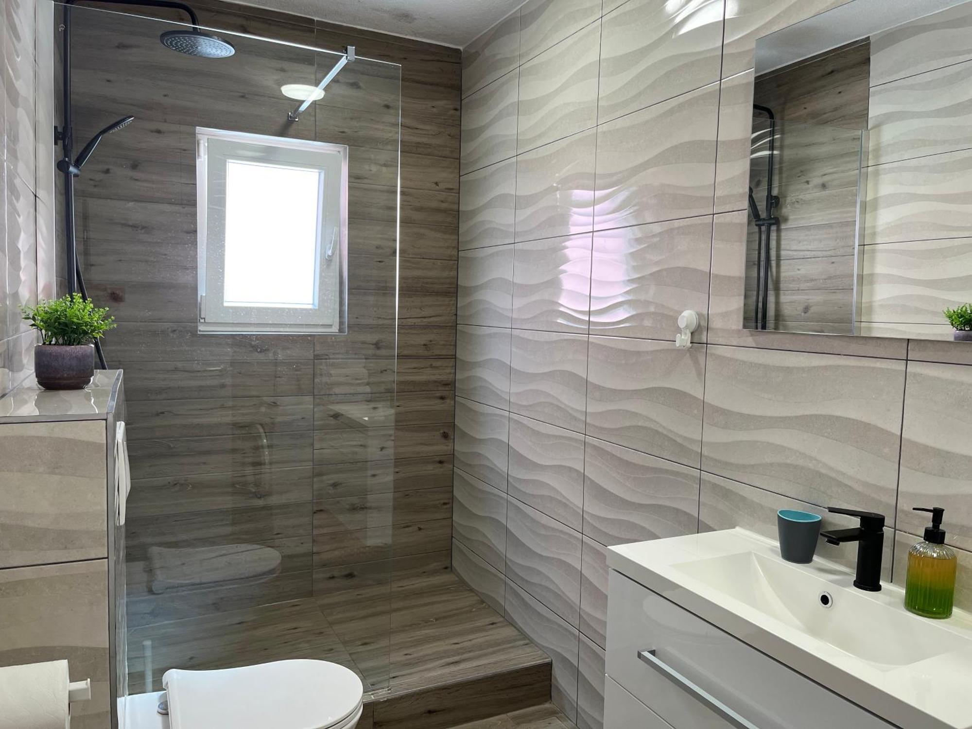 Apartmani Mlinar - Two Bedroom Apartment With Seaview Grebaštica Zewnętrze zdjęcie
