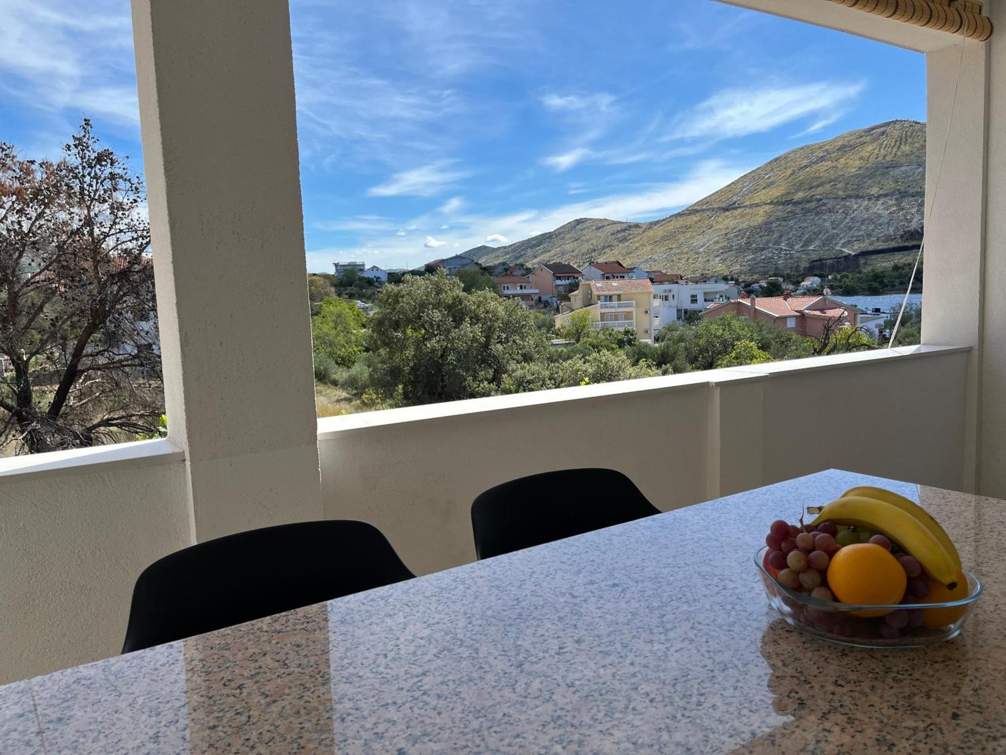 Apartmani Mlinar - Two Bedroom Apartment With Seaview Grebaštica Zewnętrze zdjęcie